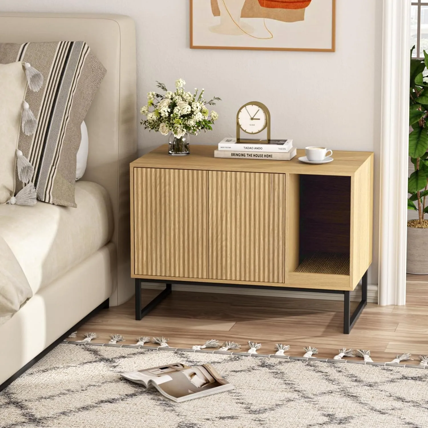 Cat Litter Box Enclosure, Fluted Hidden Litter Box Furniture with Scratch Pad and Metal Legs, Modern Enclosed Cat Cabinet, 31.5 x 17.7 x 21.7 Inches Indoor Pet House for Living Room, Washroom, Natural
