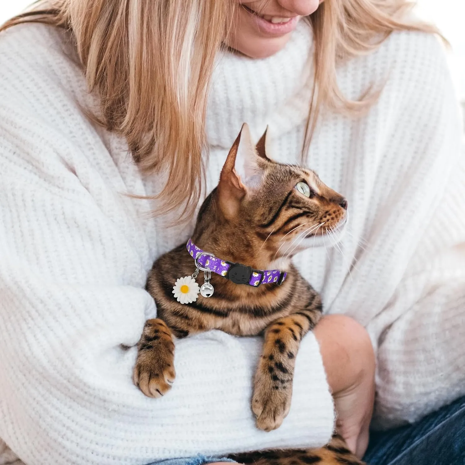 Purple Kitten Collars for Girls Cat, Floral Daisy Cat Collar Soft Cotton Breakaway Collars with Daisy Pendant, Safety Removable Kitty Collars for Female Cats Male Cats - Purple Daisy Cat Collars